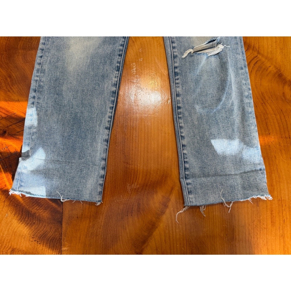 Ceros Distressed Straight Leg Jeans Light Wash Raw Hem Blue Denim‎ Size 28 - Picture 5 of 6